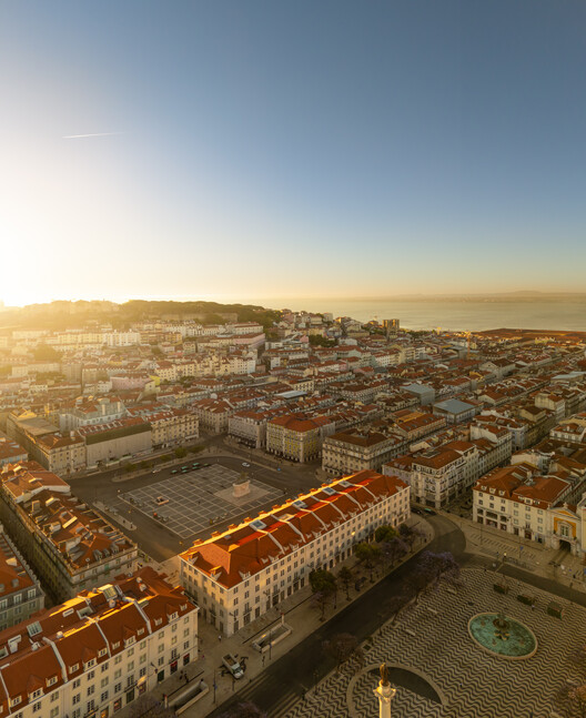 Zara Store at Rossio / Contacto Atlântico - Exterior Photography
