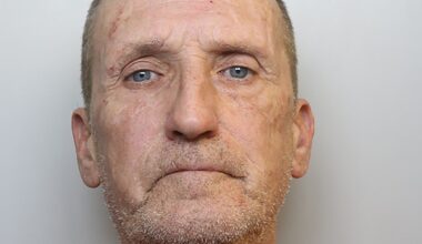 Drunk Ryanair passenger Stephen Blofield jailed after forcing pilot to abort landing in Bristol