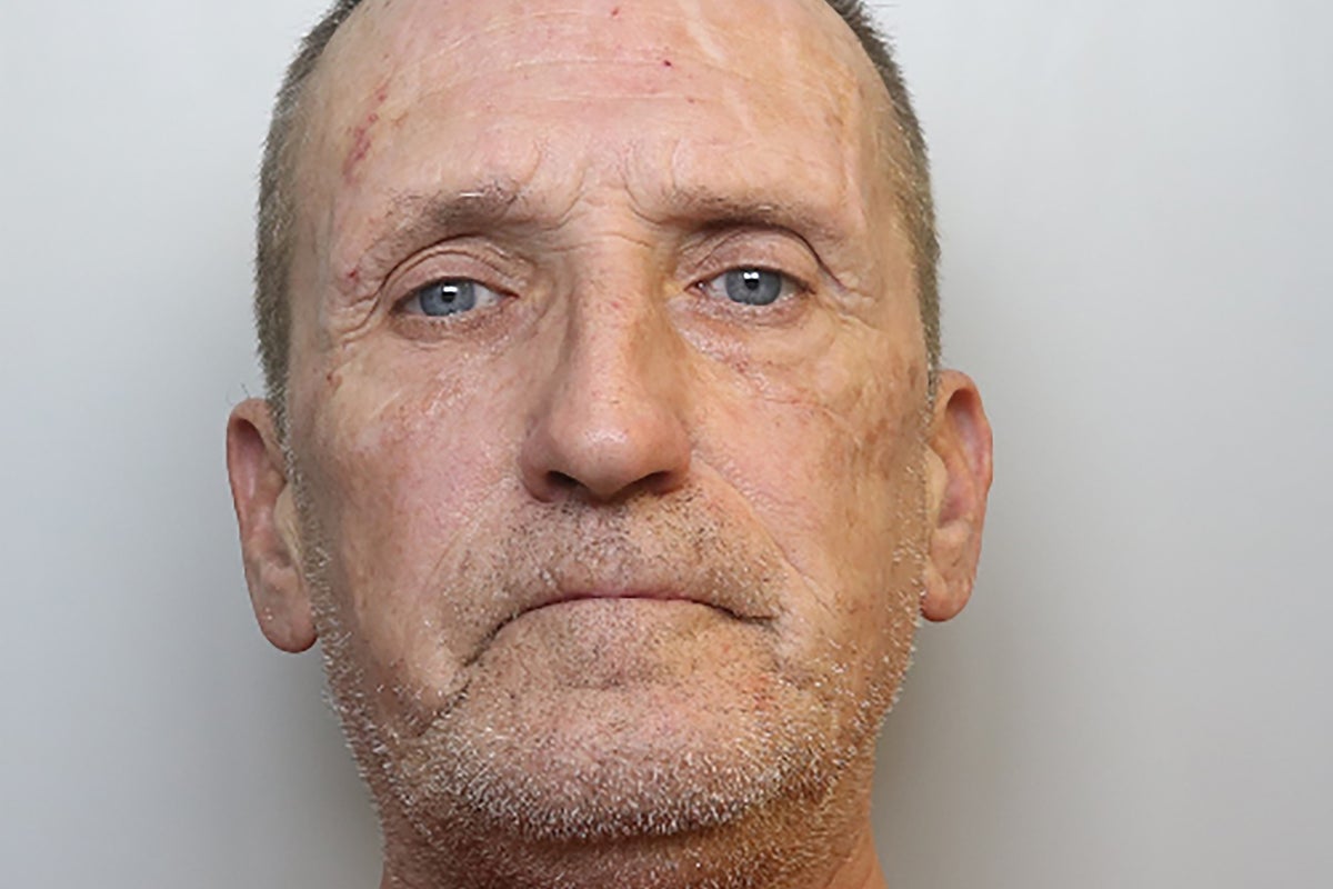 Drunk Ryanair passenger Stephen Blofield jailed after forcing pilot to abort landing in Bristol