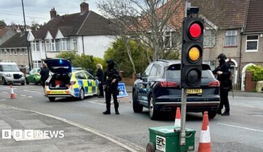 Bristol shooting: Hunt for gunman who fled on e-bike after Speedwell incident