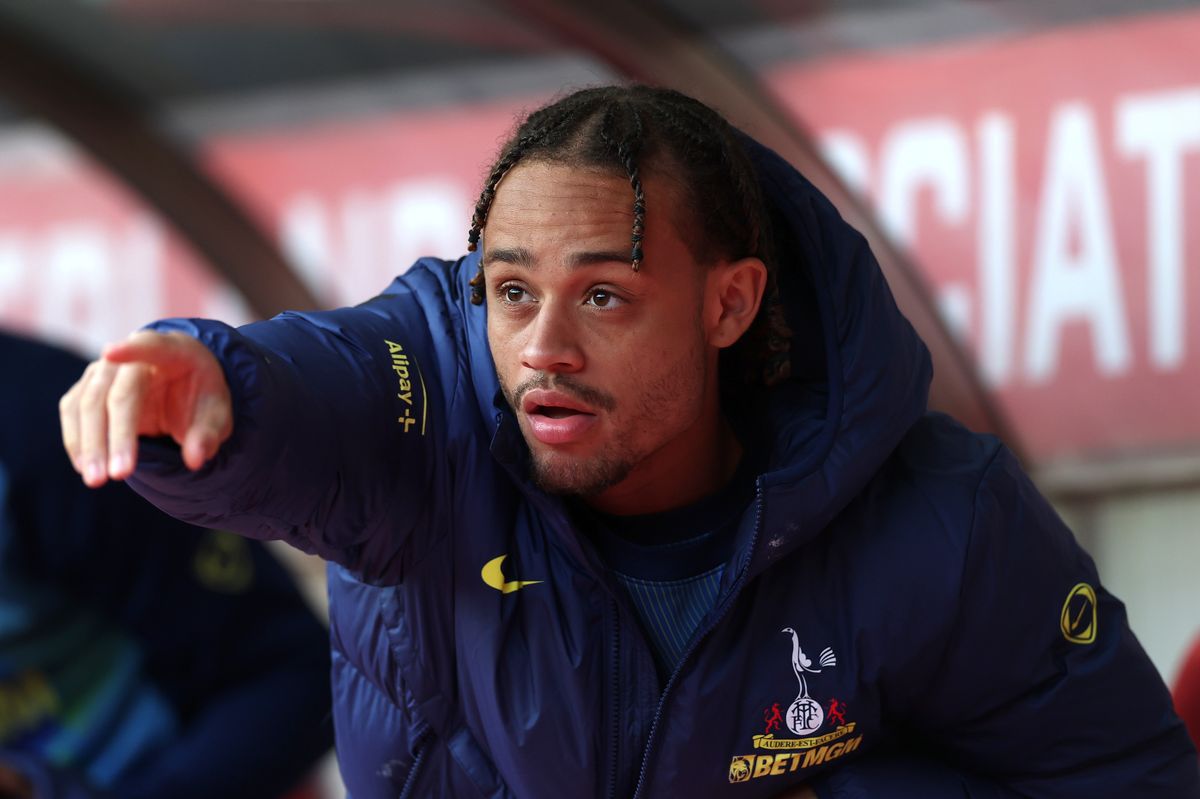 Xavi Simons makes a point from the bench during the Premier League match between Sunderland and Tottenham Hotspur