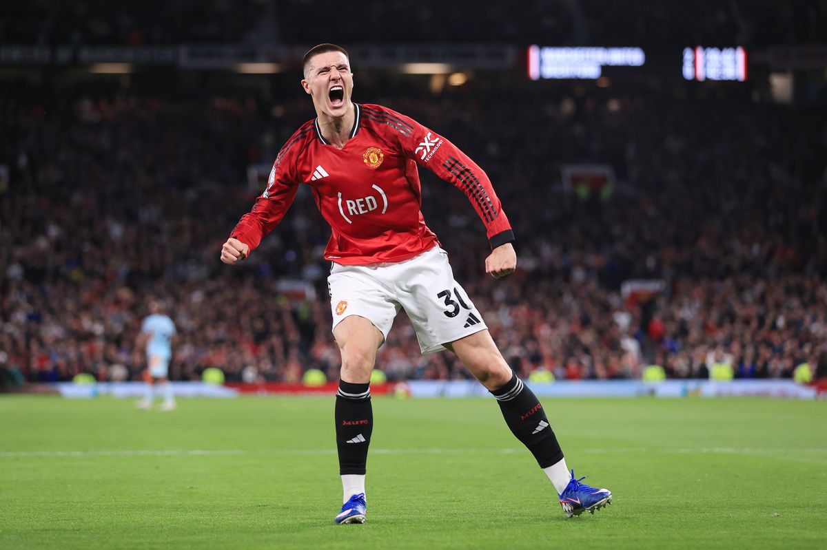 Benjamin Sesko celebrates
