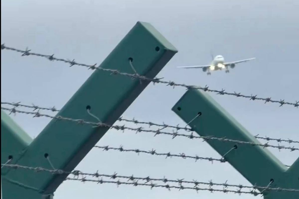 Plane lands at Dublin Airport after approaching sideways during Storm Dave. 