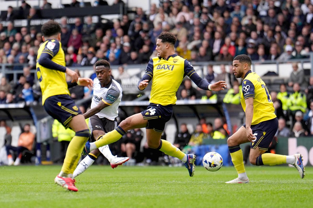Derby County's Jaydon Banel (second left) scores his sides first goal during the Sky Bet Championship match at Pride Park Stadium.