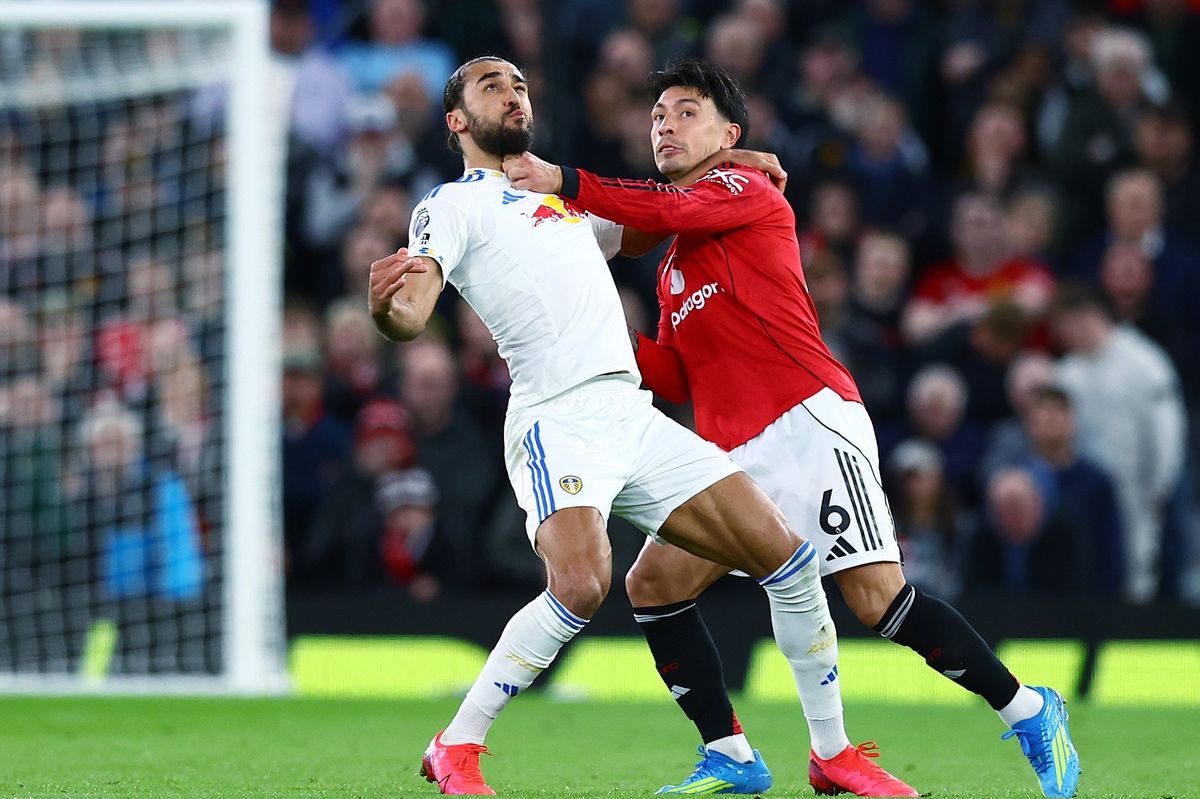 Lisandro Martinez was shown a red card for pulling the hair of Dominic Calvert-Lewin