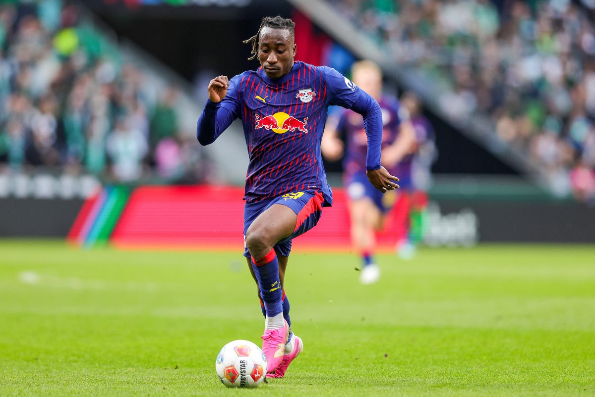 Yan Diomande during the Bundesliga match between SV Werder Bremen and RB Leipzig. 