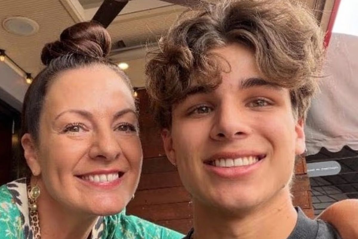 Student died hours after catching flight
