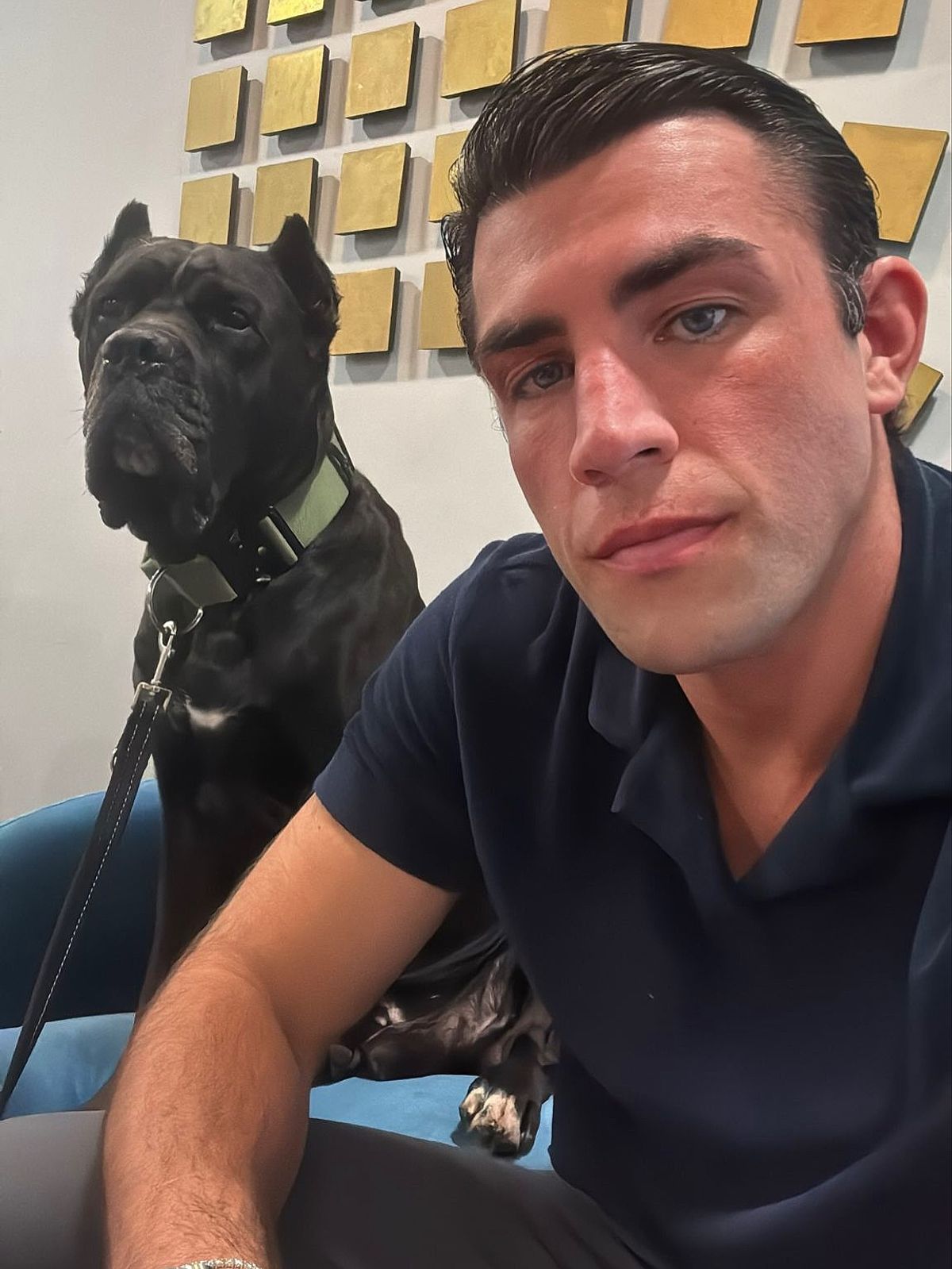 Jack and his dog are living in a hotel while they figure out what to do