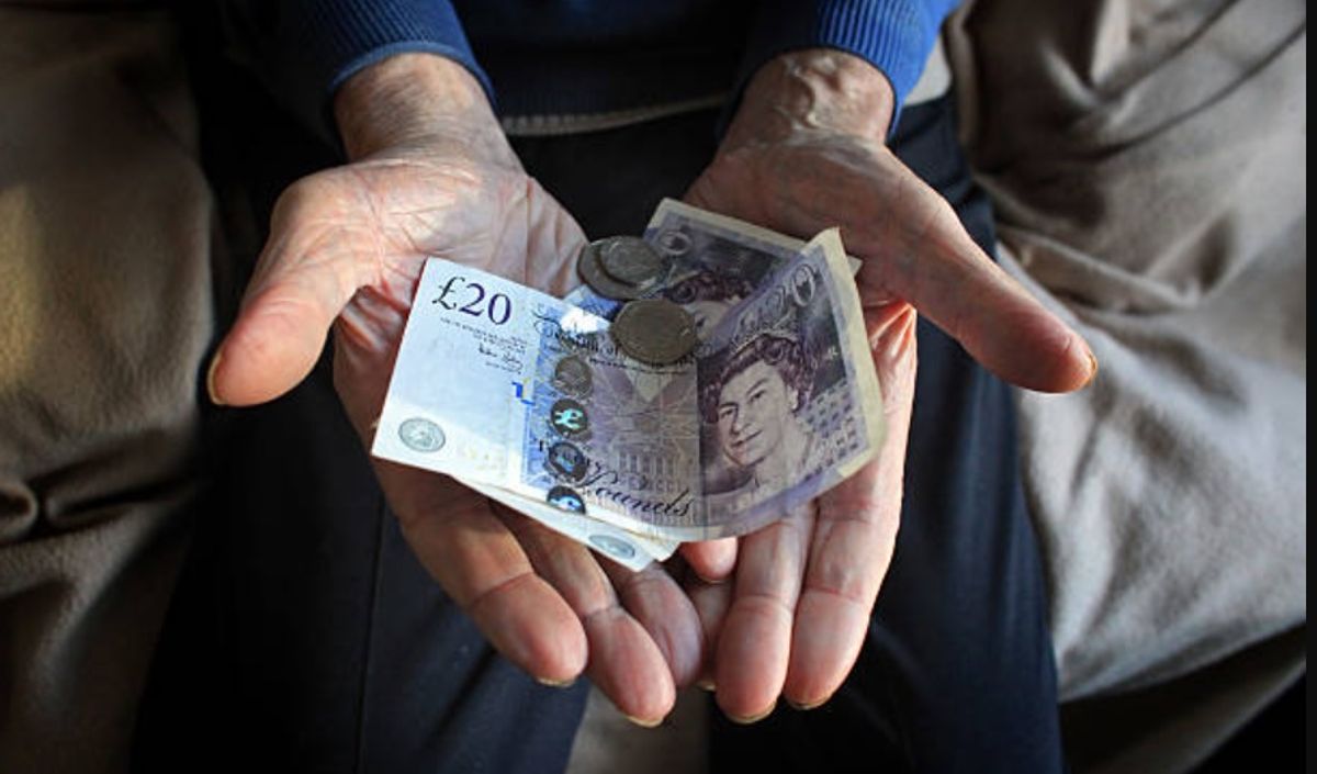 Bumper £966 payments announced for state pensioners - but not everyone