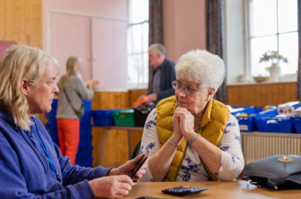 DWP sending £238 out to retirees 'completely separate from state pension'