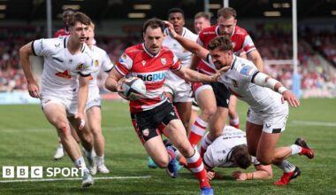Tomos Williams of Gloucester breaks to score a try during the Gallagher PREM match between Gloucester Rugby and Exeter Chiefs at Kingsholm Stadium.