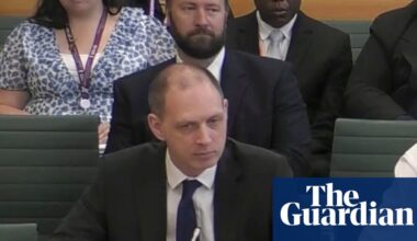 Top Foreign Office official ‘felt pressure’ for ‘rapid outcome’ on Mandelson vetting | Peter Mandelson