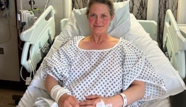 Leeanne Davies-Grassnick, 42, was diagnosed with advanced bowel cancer and the disease spread throughout her liver, making it incurable