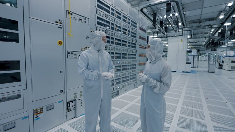 Inside Texas Instruments' $60 billion U.S. megaproject, where Apple vows to make iPhone chips