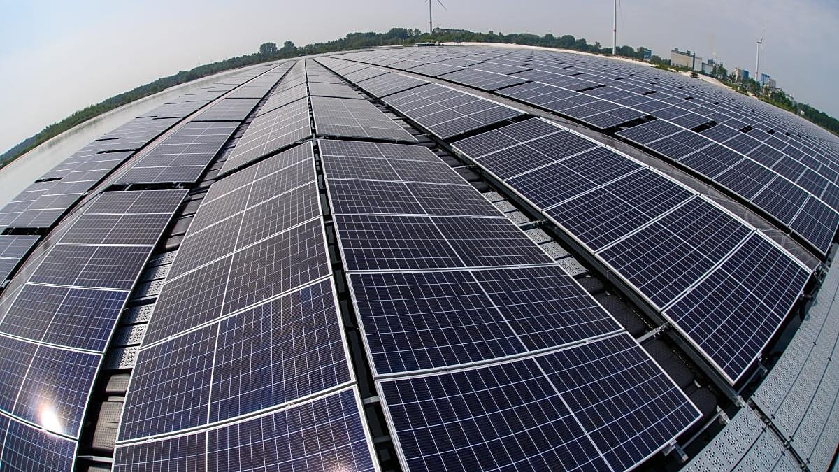 Spain, France, Portugal: Renewables race heats up as governments scramble to keep energy bills down