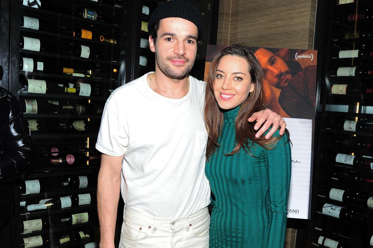 Aubrey Plaza pregnant with her first baby 1 year after husband's death: report