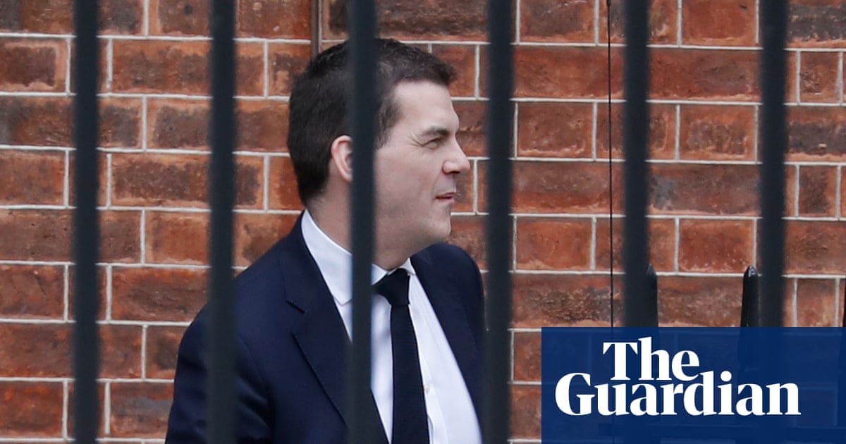 Ministers speak out in cabinet meeting over Keir Starmer’s sacking of Olly Robbins | Civil service