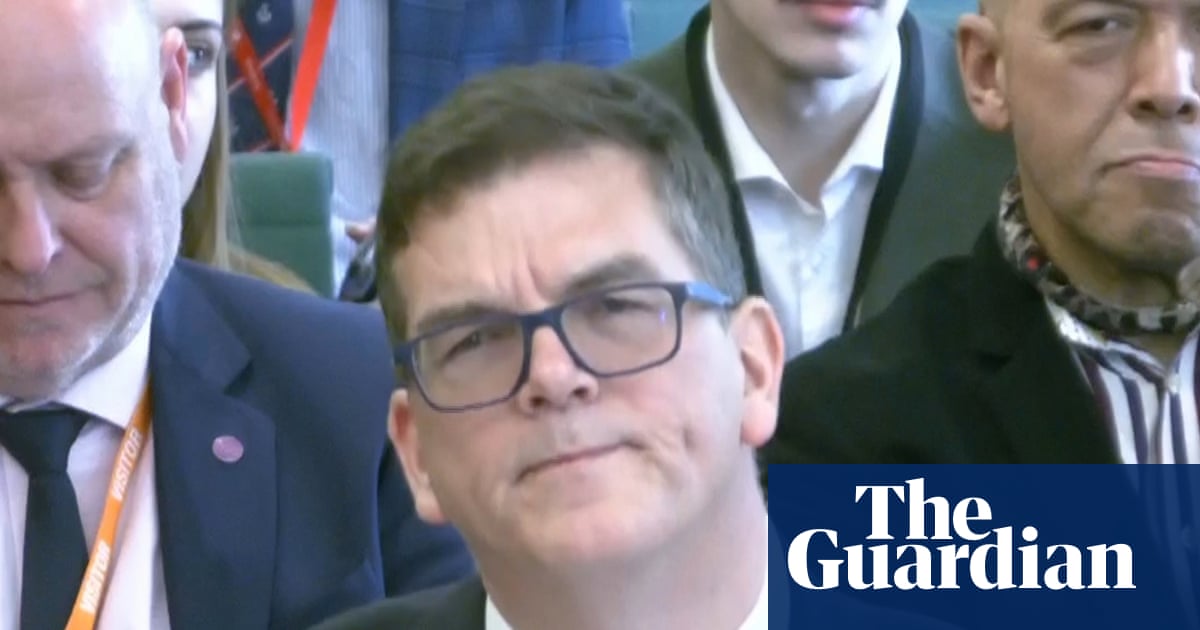 Robbins response to ‘cover-up’ question reveals debate over Mandelson vetting file | Peter Mandelson