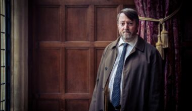 First-look images of David Mitchell and cast in season two of Ludwig released - London Evening Standard