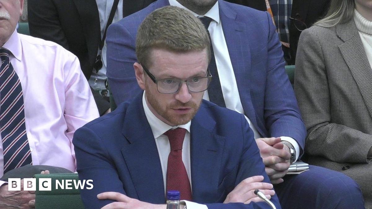 Former Top Civil Servants Give Evidence on Mandelson Vetting
