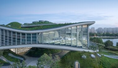 The Illusion of Lightness: Designing Civic Voids for Public Life