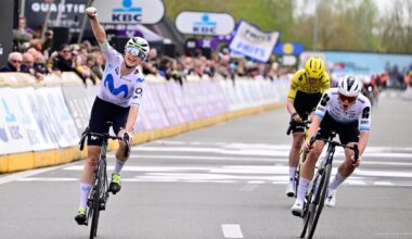Reusser returns to racing in style with a win at Dwars door Vlaanderen