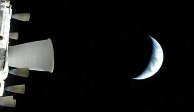 Artemis II astronauts on path to the moon after toilet and email issues