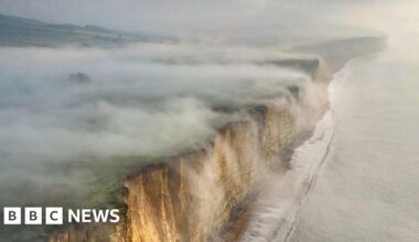Misty cliffs win South West Coast Path photography competition - BBC
