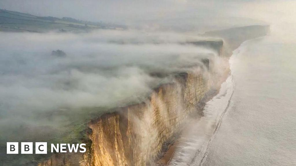 Misty cliffs win South West Coast Path photography competition - BBC