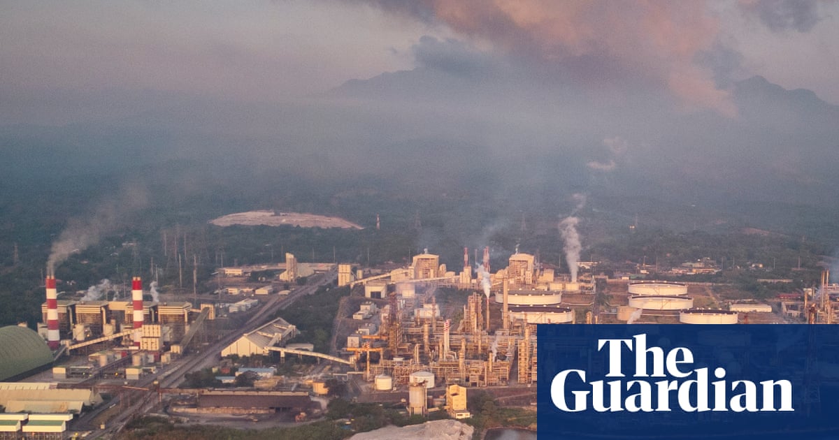 As Iran war exposes global dependence on fossil fuels, the biggest emitters are reaping the rewards | Greenhouse gas emissions