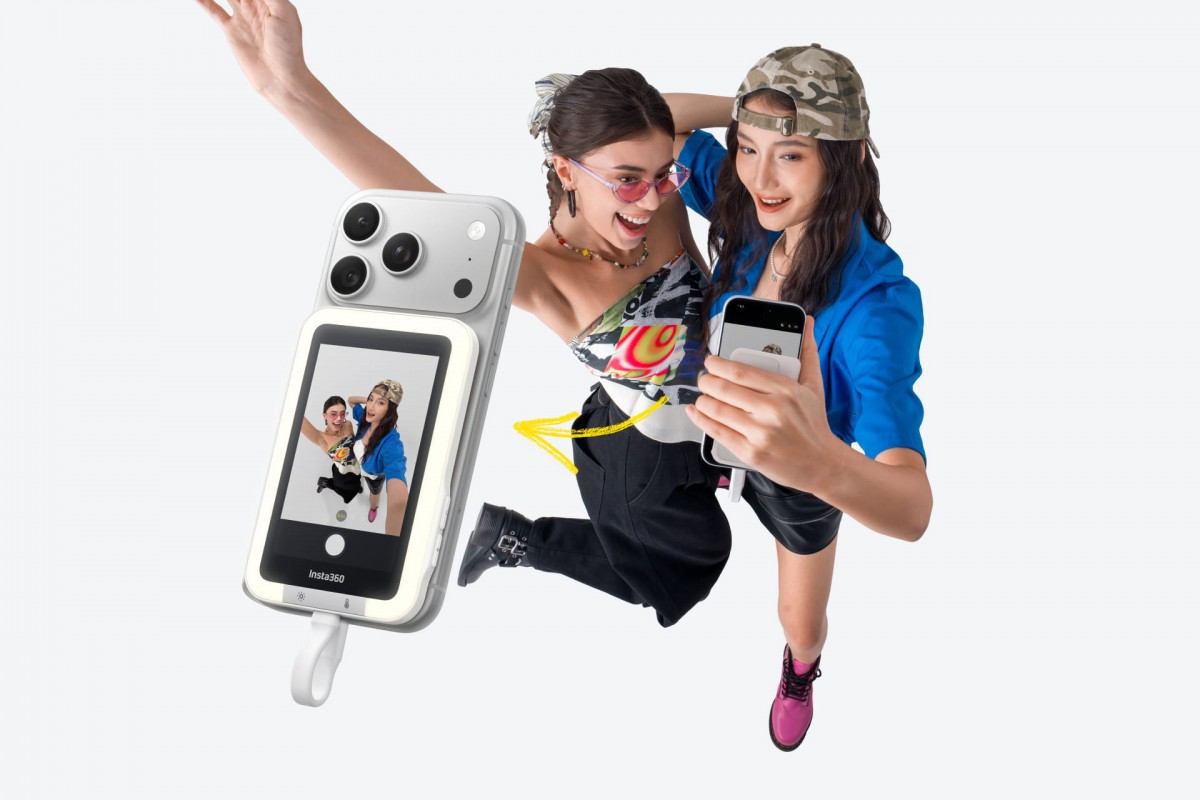 Insta360 Snap adds a magnetic touchscreen viewfinder to your phone 
