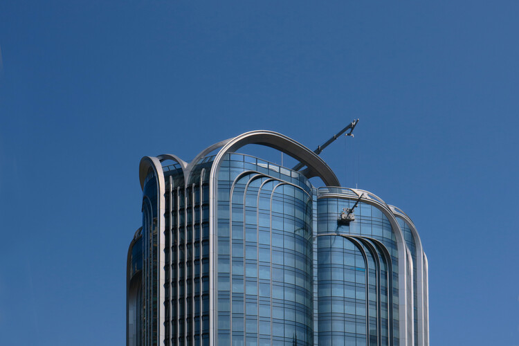 Zaha Hadid Architects’ Gateway Centre in West Kowloon Hong Kong Nears Completion, Captured by Paul Clemence - Image 5 of 27