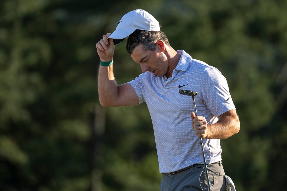 Masters champion Rory McIlroy of Northern Ireland acknowledges Masters patrons on No. 18 after completing the second round of the Masters at Augusta National Golf Club, Friday, April 10, 2026. (Photo by David Paul Morris/Augusta National/Getty Images)