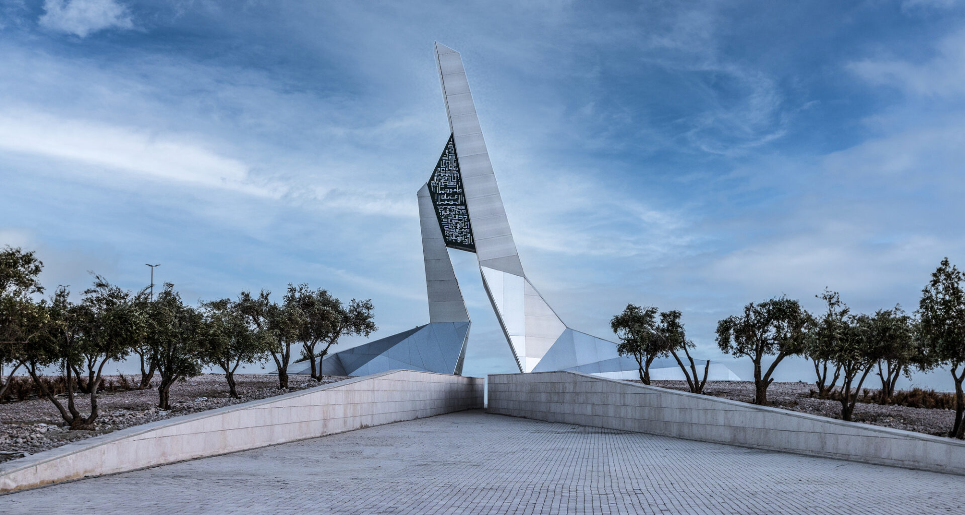 When Sculpture Becomes Discourse: Reflections on Mujassam Watan