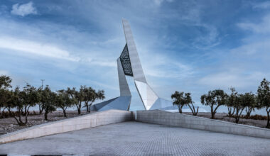 When Sculpture Becomes Discourse: Reflections on Mujassam Watan