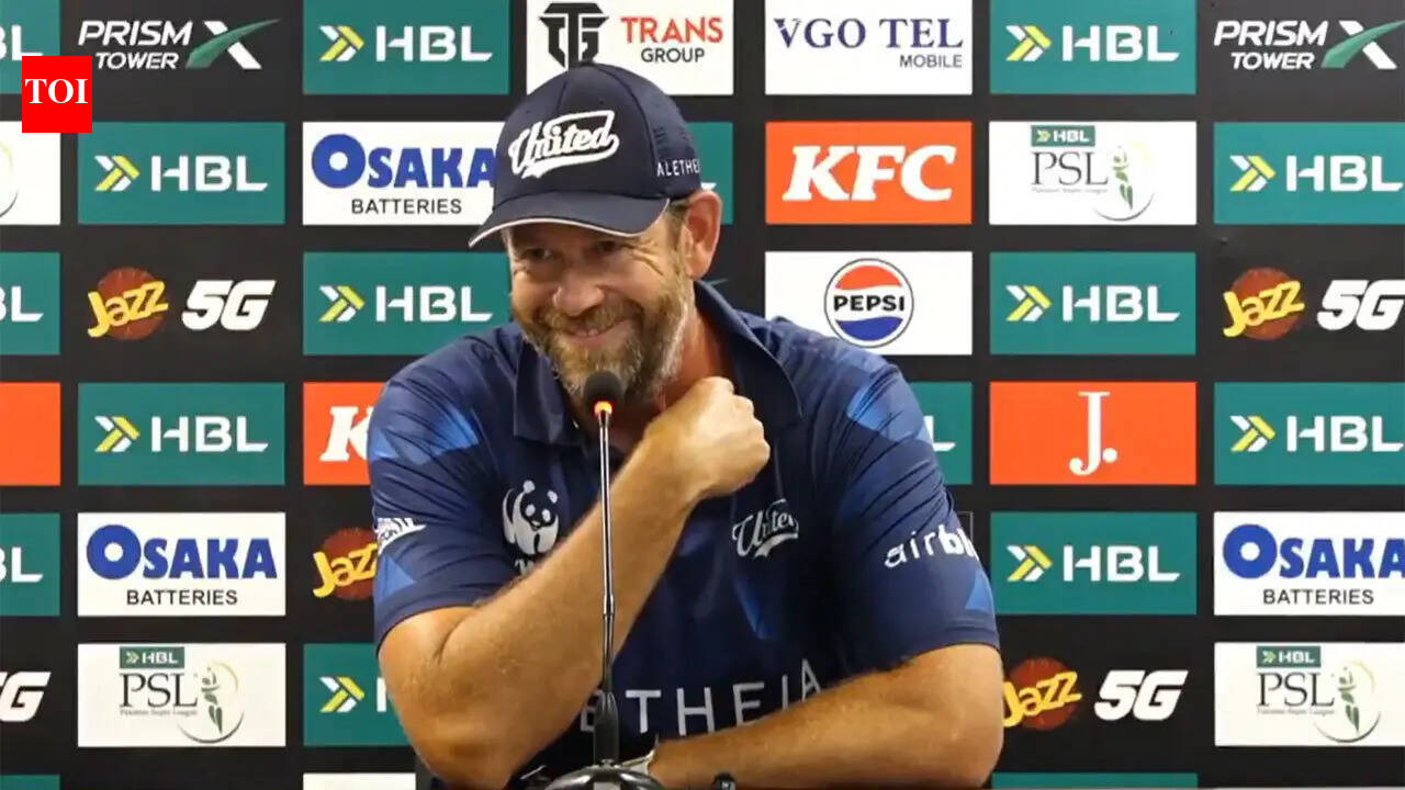 ‘IPL a movie?’: Jacob Oram bursts out laughing as PSL presser goes viral - Watch | Cricket News