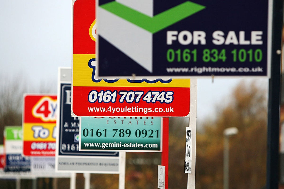 Boost for borrowers as mortgage deals on the rise again after Iran hit