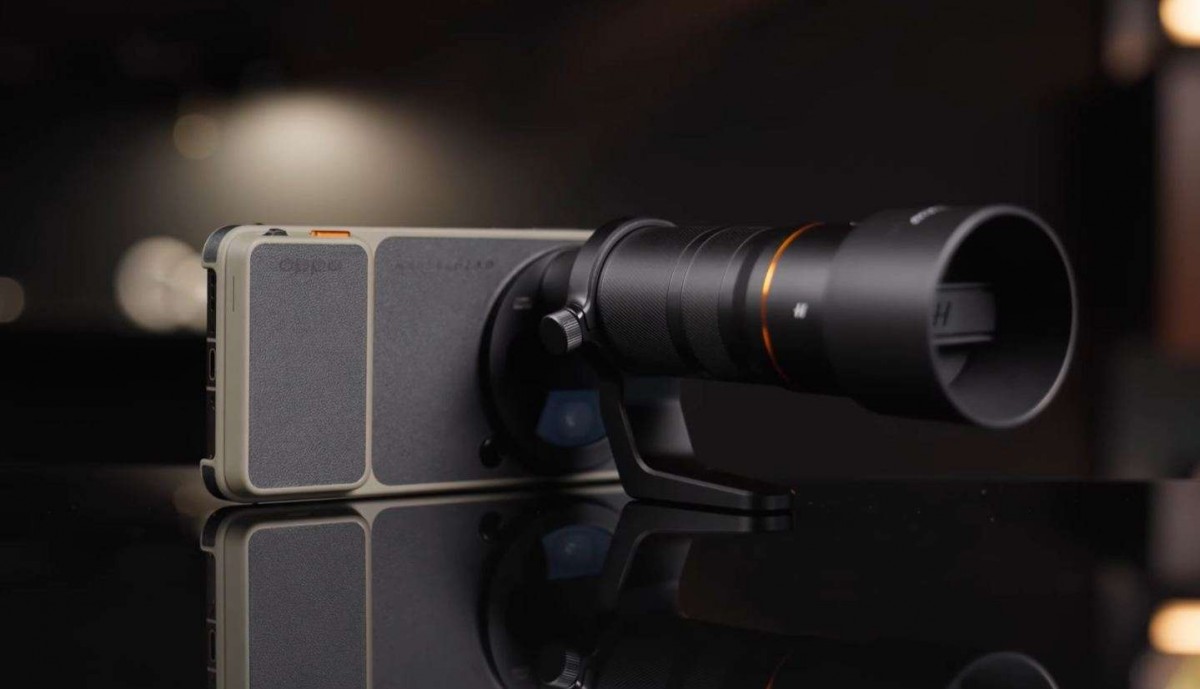 Oppo Find X9 Ultra Master Edition unboxed on video