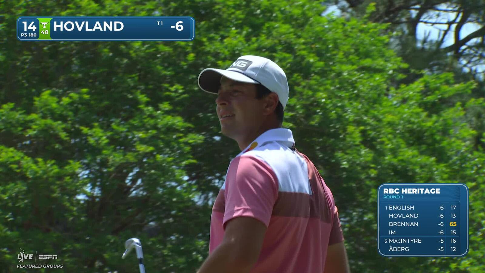 Viktor Hovland rolls long birdie putt on No. 14 at RBC Heritage to get to 7-under