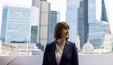 SSE and Centrica hit as Reeves threatens to rewire energy pricing