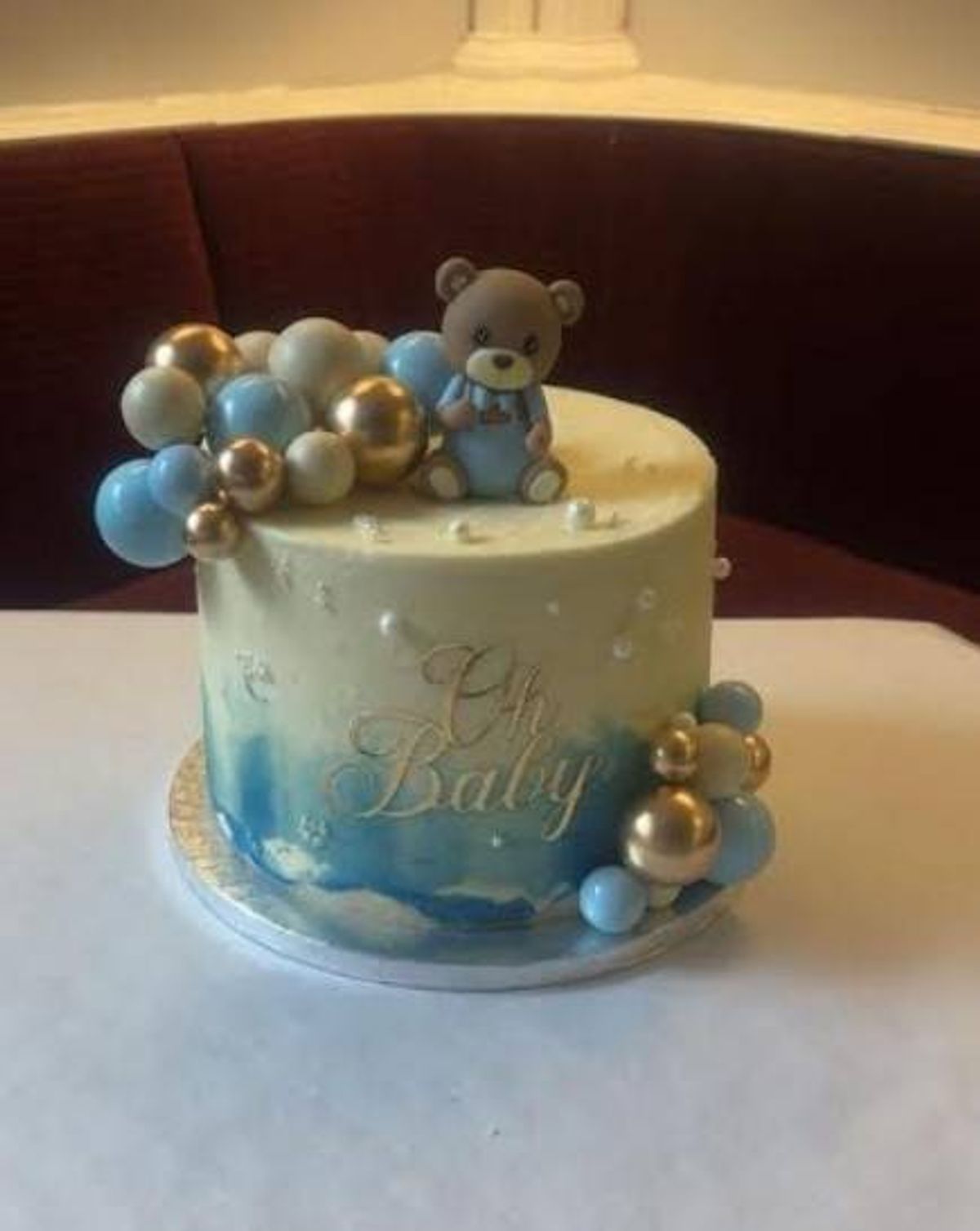 Megan's baby shower cake