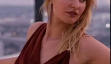 German influencer Lizzalazz on Virat Kohli like says 'feel sorry for him, woke up all over the news'