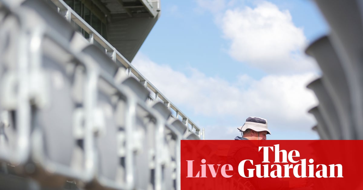 Hampshire v Somerset, Warwickshire v Essex, and more: county cricket – live | Cricket