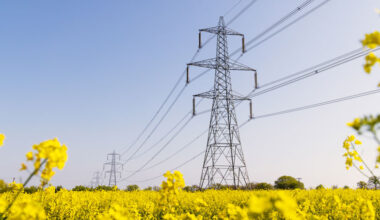 UK to streamline planning rules to unlock grid infrastructure