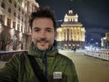 Selfies comparison: Galaxy S26+ - 23mm, f/2.2, ISO 1250, 1/11s (4000x3000px) - Samsung Galaxy S26 Plus vs. Galaxy S26 Ultra