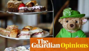 A hundred years after her birth, we still over-revere Queen Elizabeth II. The monarchy? Not so much | Jonathan Liew