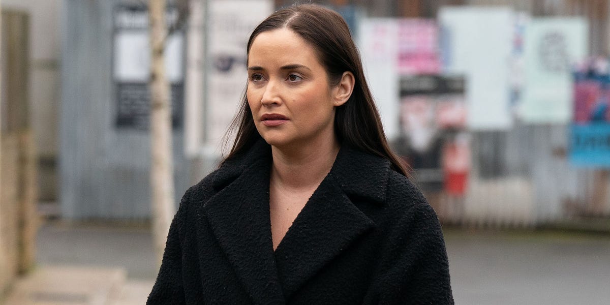 EastEnders airs surprise love declaration in mysterious Lauren and Mark story