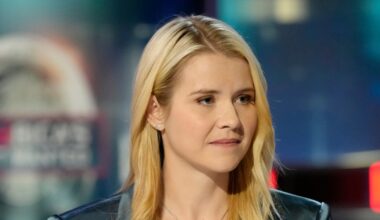 Elizabeth Smart Stuns in Bikini at Bodybuilding Competition — See the Photo