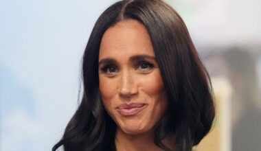 Meghan Markle distances herself from photograph row