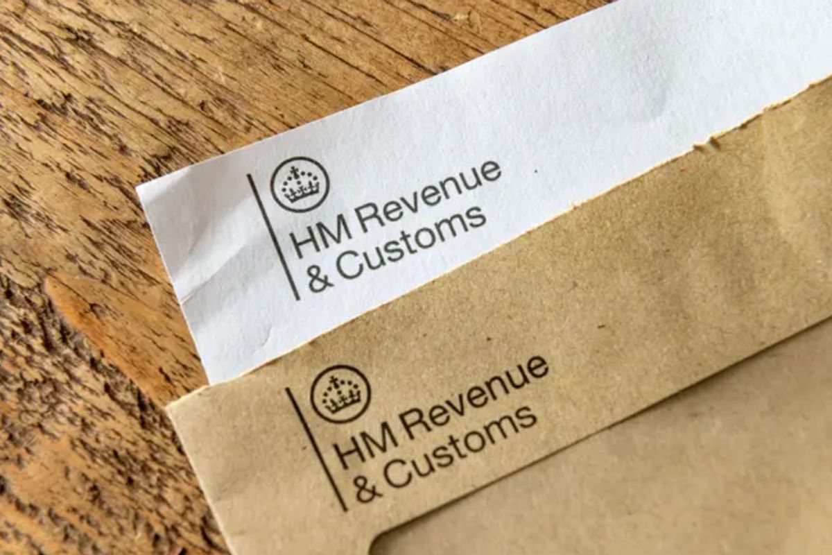 HMRC sending 'out of blue' letters demanding £1,279 payment within 30 days